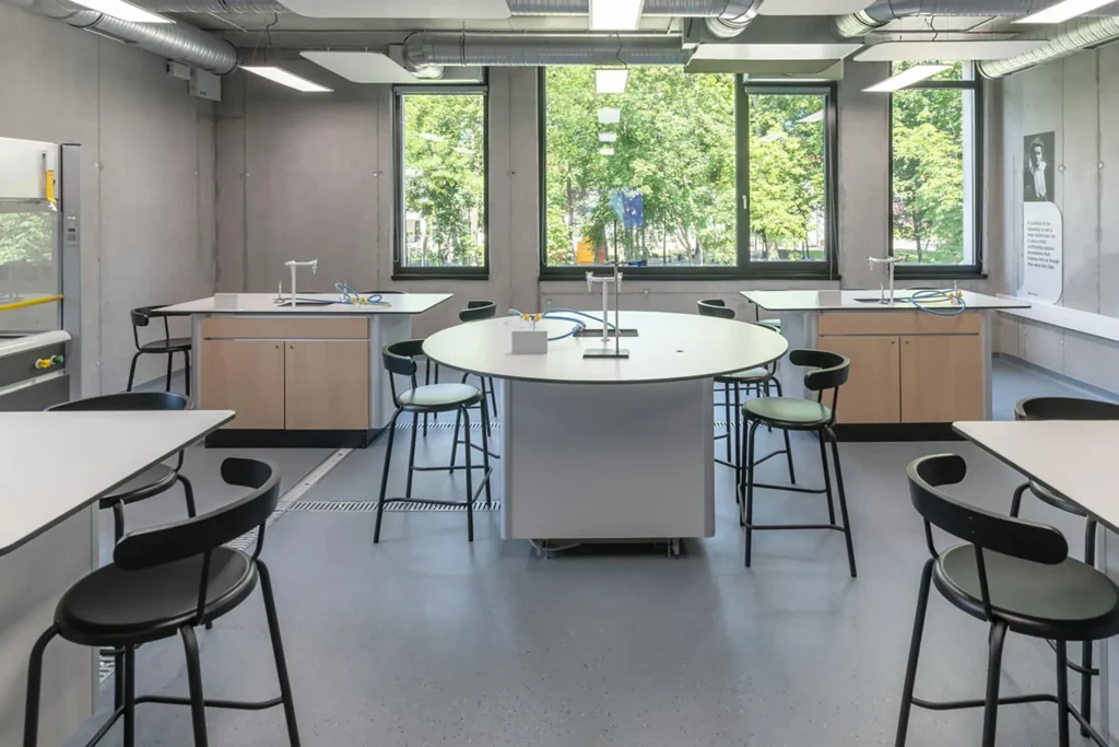 british school timisoara classroom furniture flexible